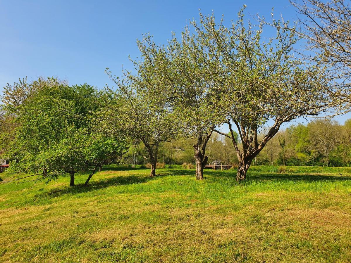 Moulin Du Pommier Glamping & Camping Saulgond Ngoại thất bức ảnh