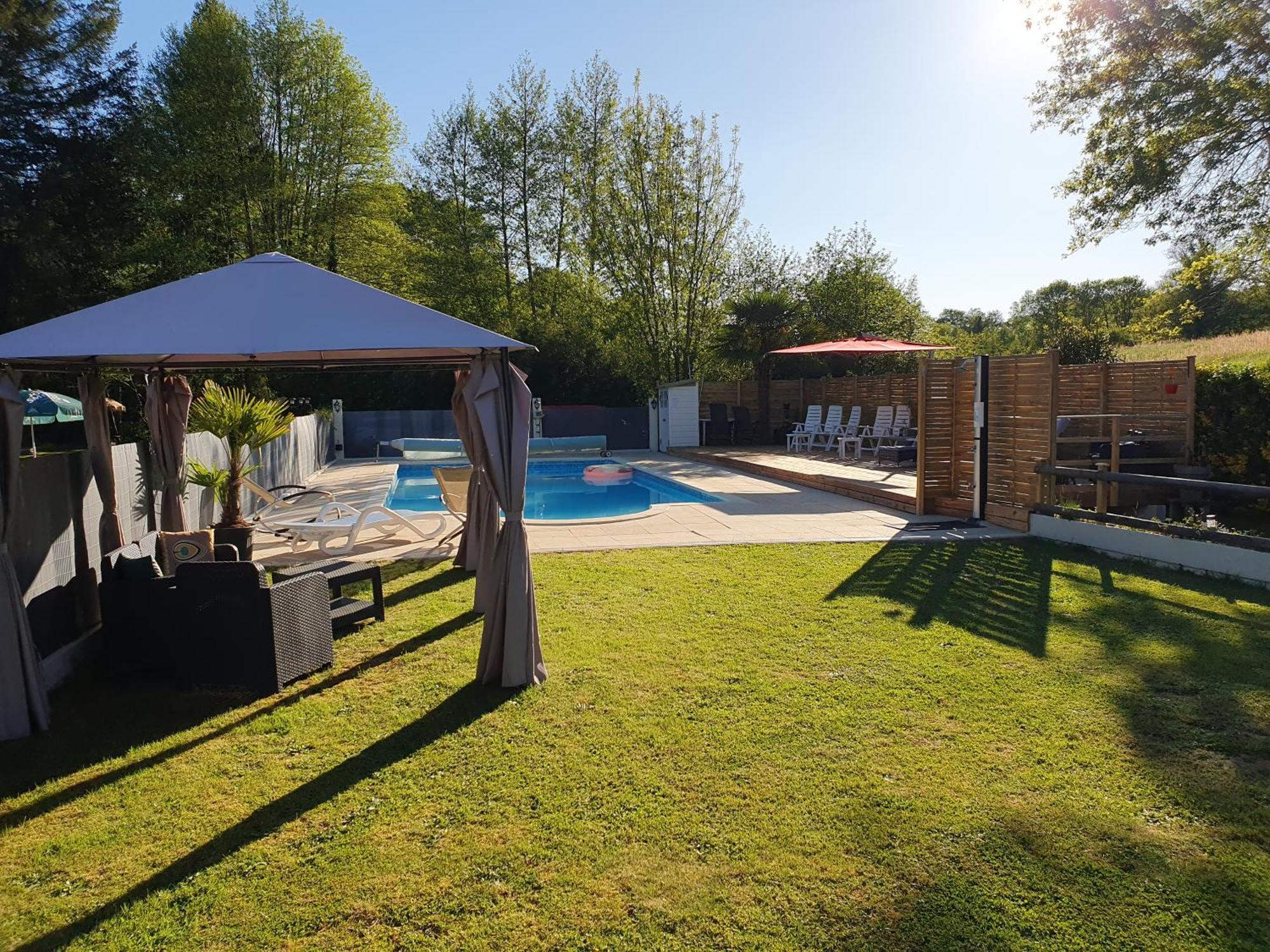 Moulin Du Pommier Glamping & Camping Saulgond Ngoại thất bức ảnh